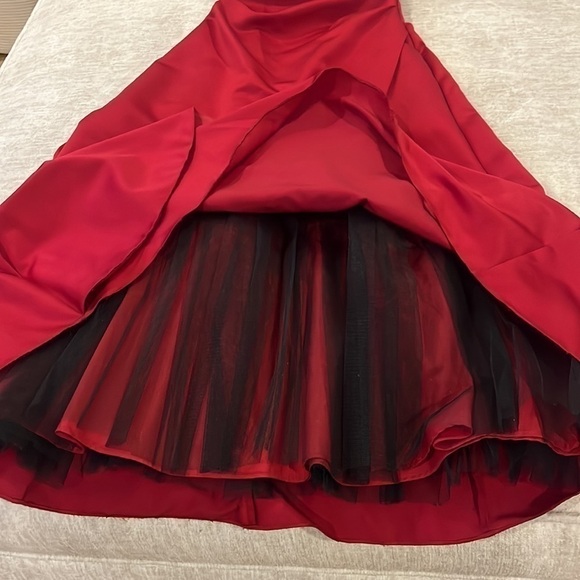 Red 90s prom dress - Picture 5 of 8